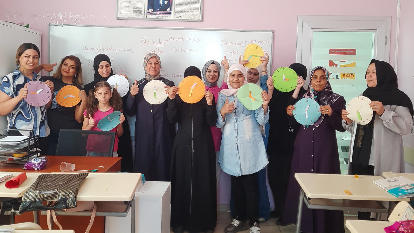 Bridging the Language Gap: RET Supports Refugees through Authentic Turkish Language Courses 